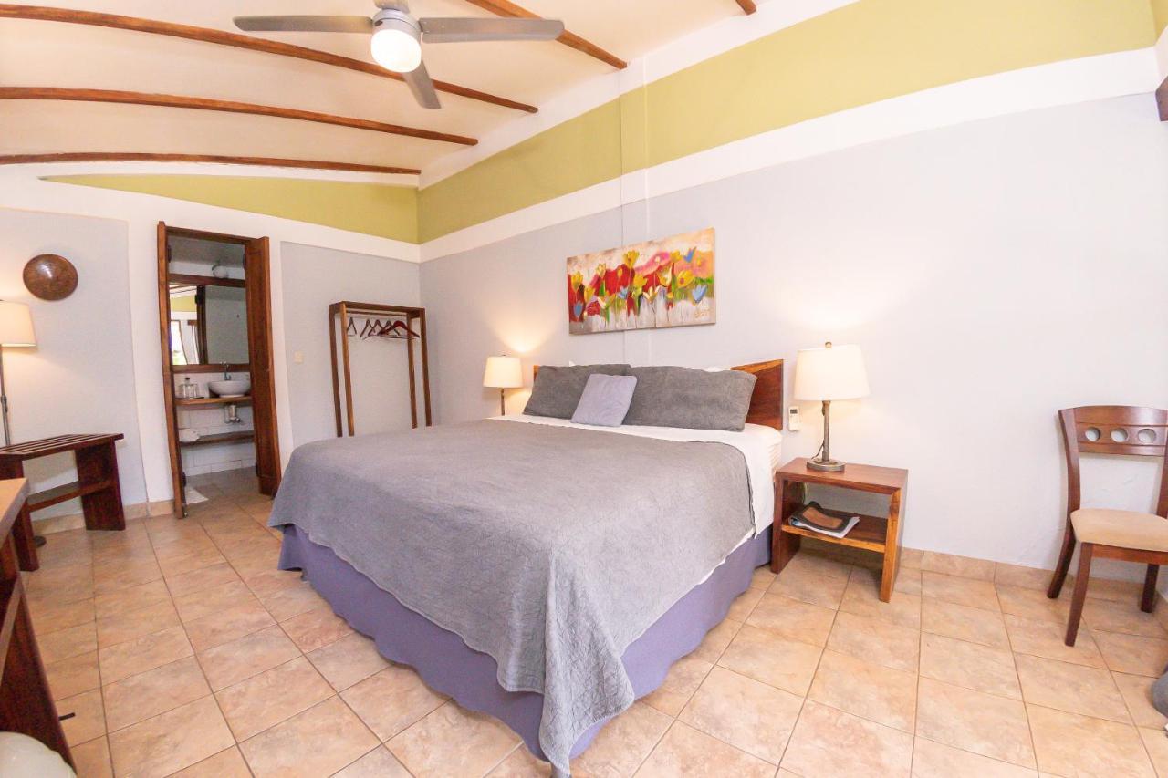 Xalli Beach Hotel Altagracia Exterior foto